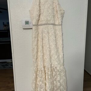 Women’s Lace Midi Dress in Ivory